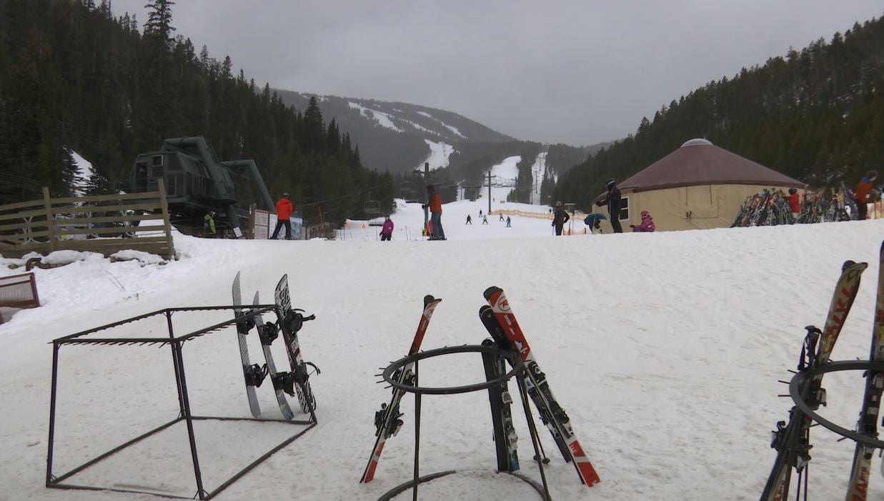 red-lodge-mountain-extends-current-ski-season-abc-fox-montana-local